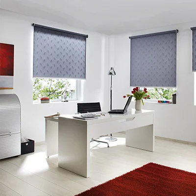 رنگ خاکستری باعث می‌شود اتاق کار شما شیک، مدرن و حرفه‌ای به نظر برسد.